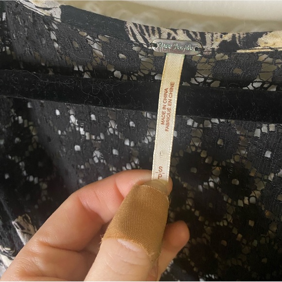 Free People | Small Black Combo Moon River Blouse - Picture 4 of 6